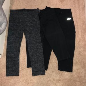 Set of 3 Capri leggings !